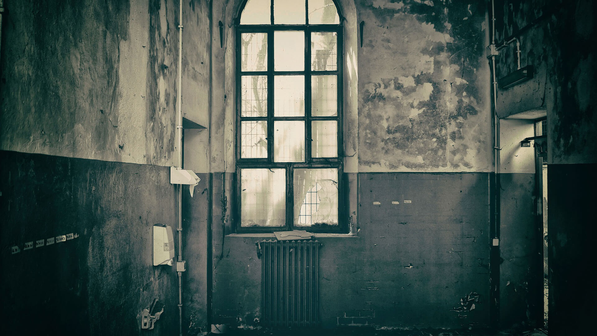Haunted Hospitals and Cruel Fates: The Asylum Escape Room